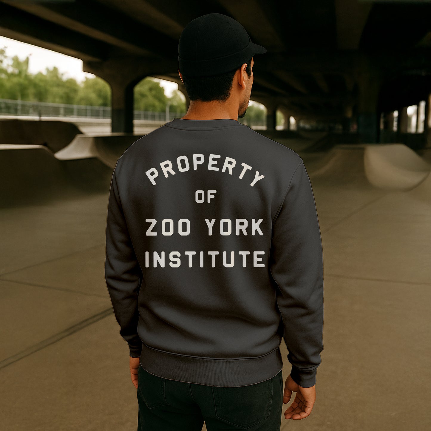 ZOO YORK INSTITUTE CREW SWEAT CHARCOAL