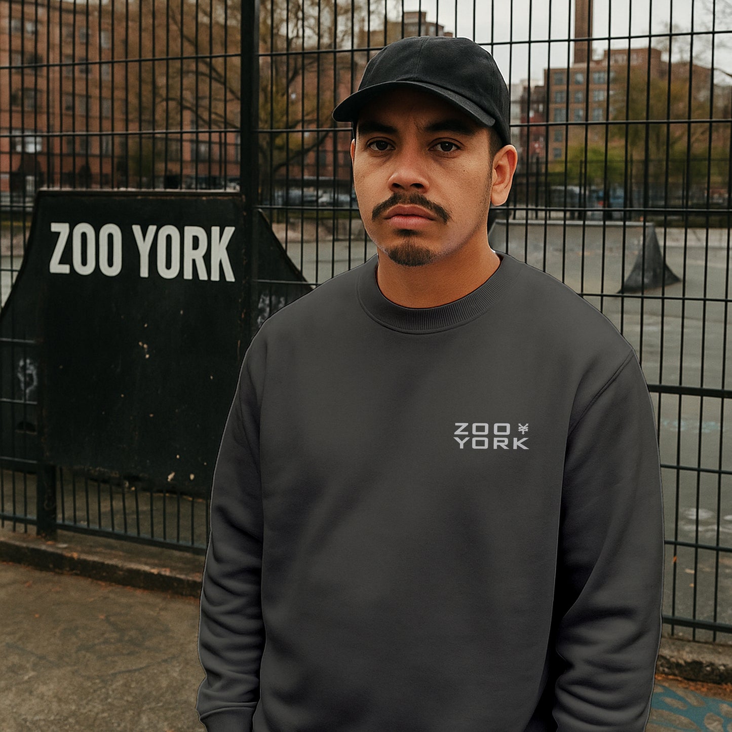 ZOO YORK STENCIL LAYERS CREW SWEAT CHARCOAL
