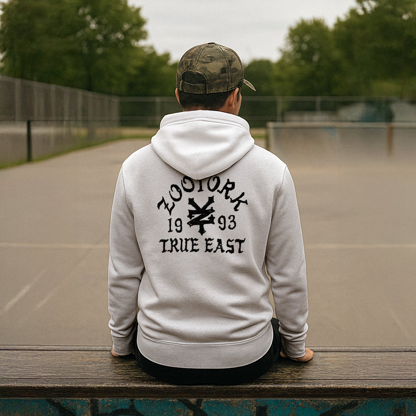 ZOO YORK TRUE EAST SKETCH HOODIE LITE WHITE